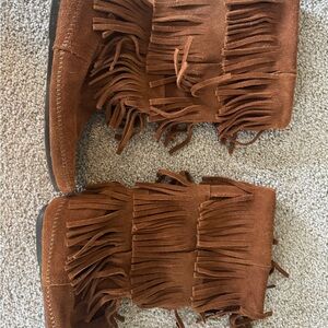 Minnetonka Brown Fringe Ankle Boots
